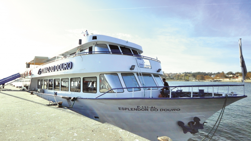 barco esplendor do douro