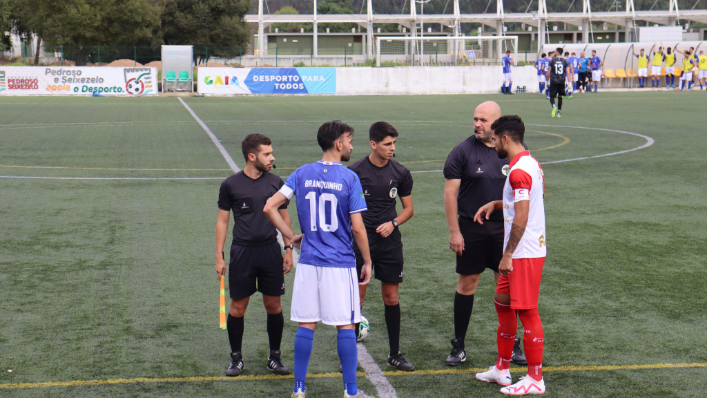 Na primeira volta, Avintes e Candal empataram a uma bola.