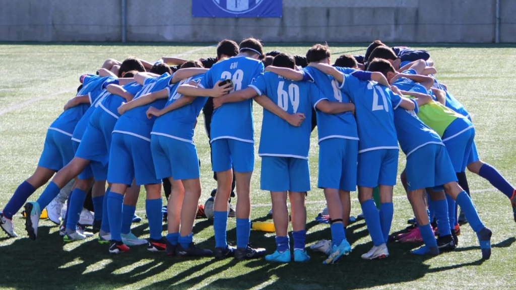 Iniciados do Canelas são líderes 100% vitoriosos na Série 1 da II Distrital.