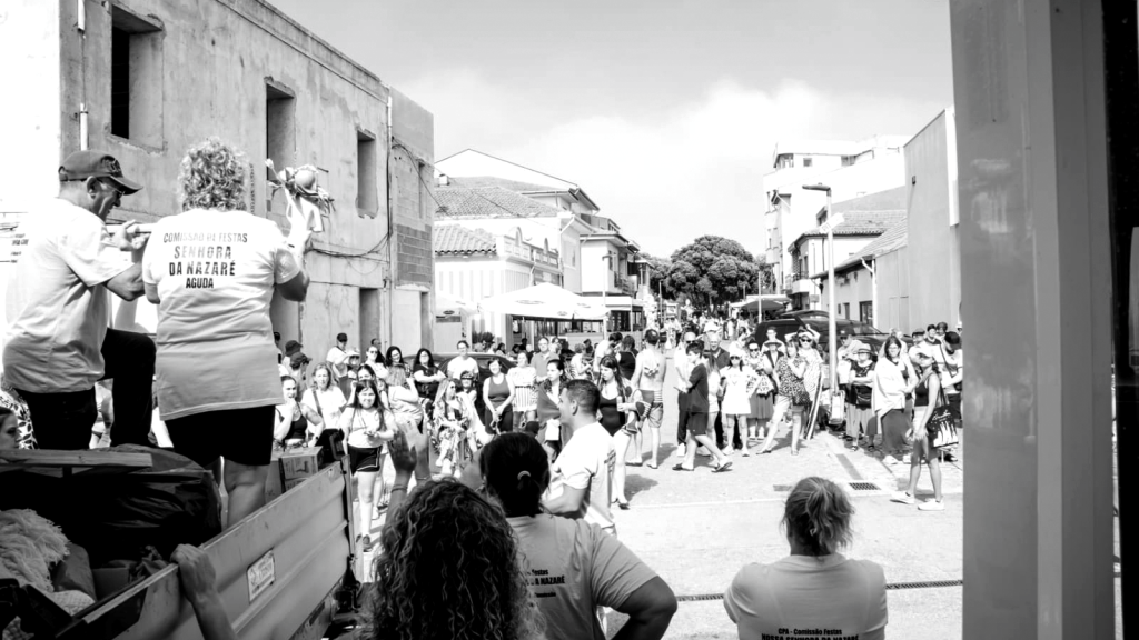 A 29 de Julho, houve leilão para a festa na Aguda