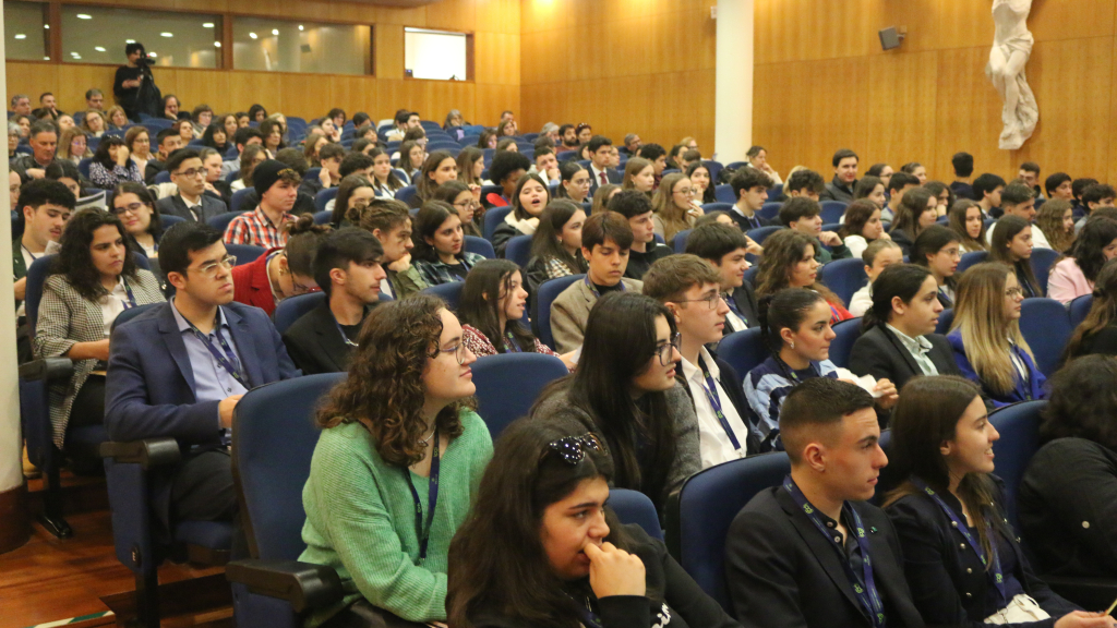 Maior sessão distrital do país juntou 144 jovens em Mafamude.