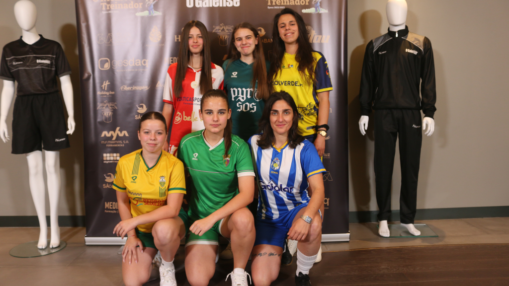 ↑ Representação das equipas do futebol feminino em Gaia.