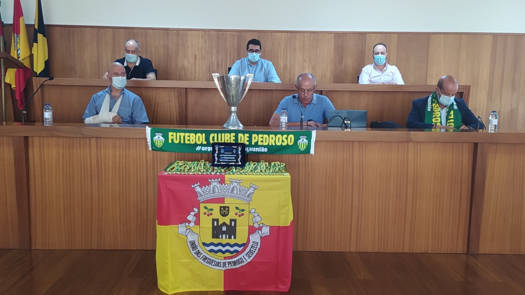 Equipa do Pedroso foi recebida na junta de freguesia