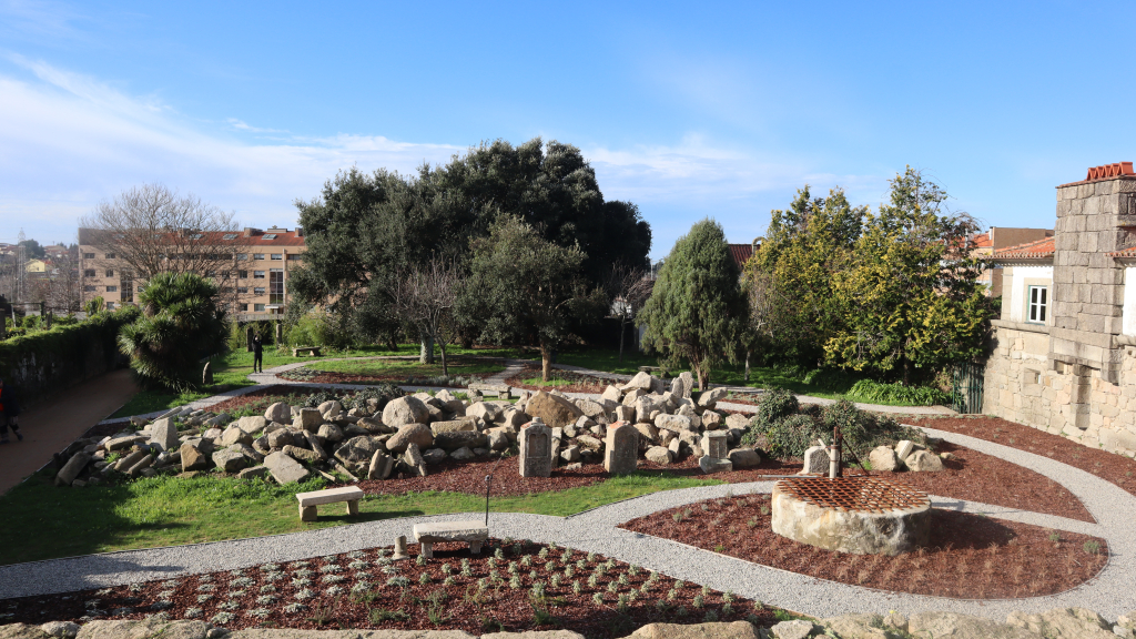 Novo jardim permite explorar os cinco sentidos do corpo humano.