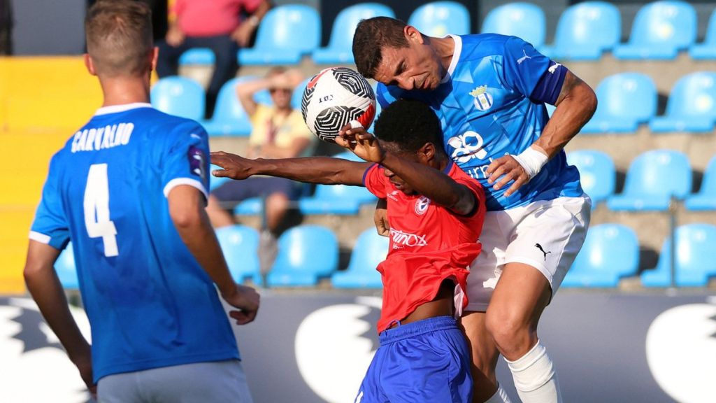 Com o empate frente ao Trofense, o Canelas 2010 está já há três partidas, para o campeonato, sem vencer.