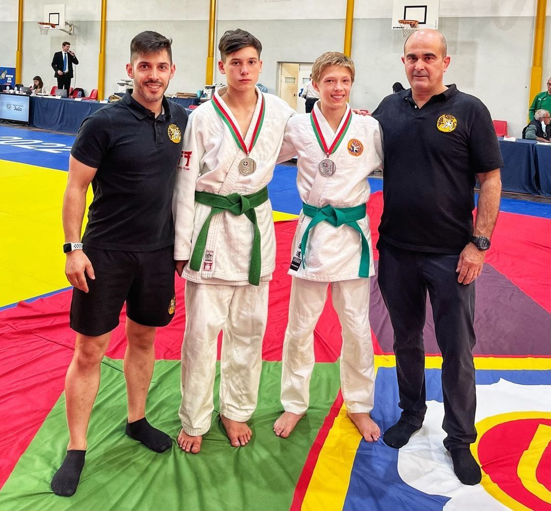 VLAD E NIKITA CONQUISTARAM A PRATA NO CAMPEONATO NACIONAL JUVENIL PELO JUDO  CLUBE DE GAIA | O Gaiense