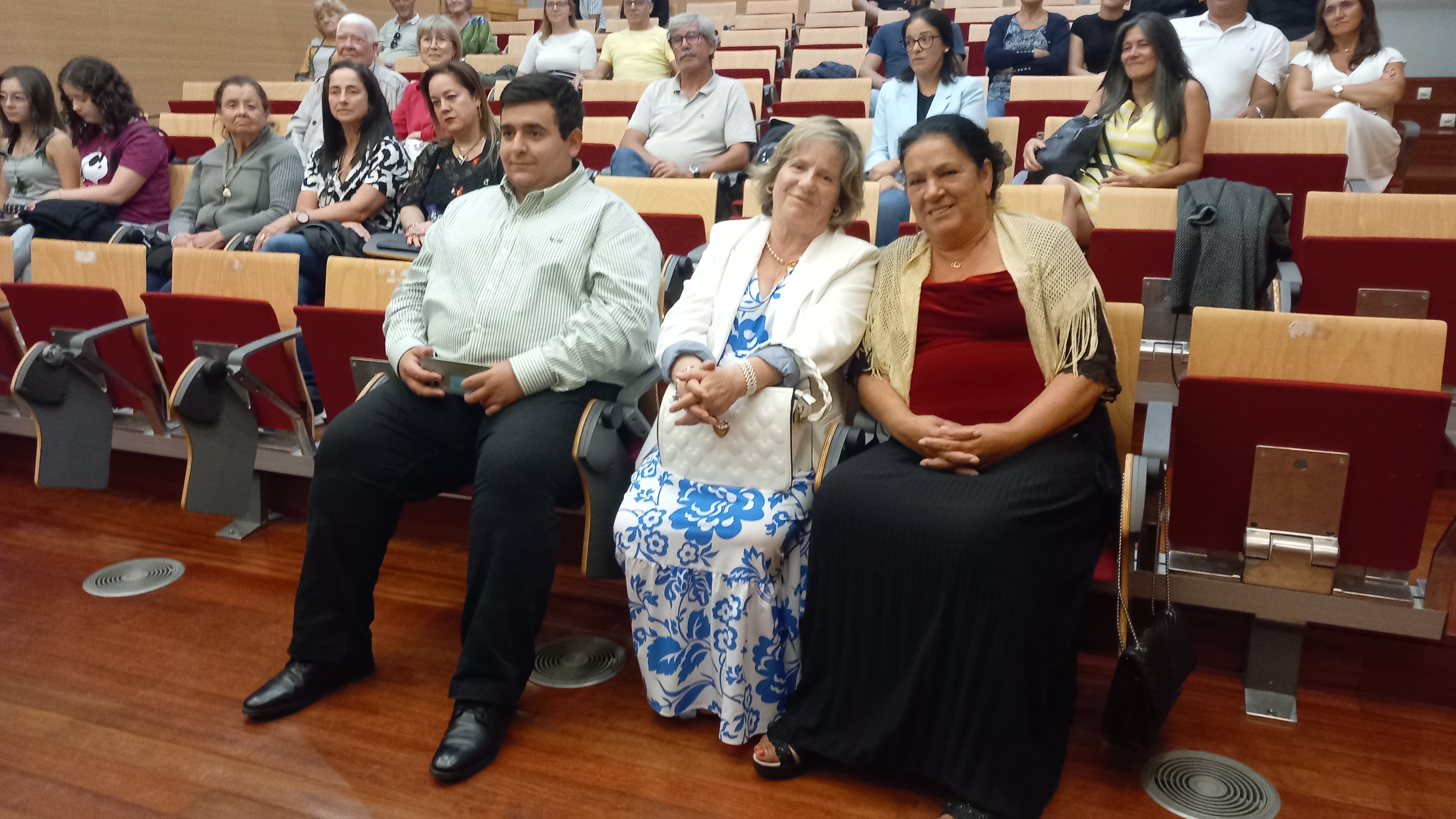 Os fadistas João Rocha, Fernanda Cardoso  e Madalena Machado