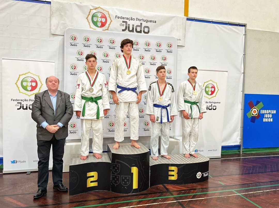 VLAD E NIKITA CONQUISTARAM A PRATA NO CAMPEONATO NACIONAL JUVENIL PELO JUDO  CLUBE DE GAIA | O Gaiense