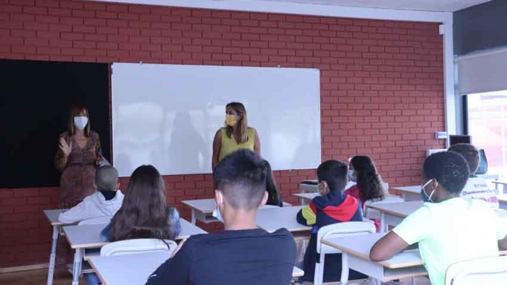 Receção aos alunos do quinto ano na escola sede do Agrupamento Costa Matos, em Santa Marinha