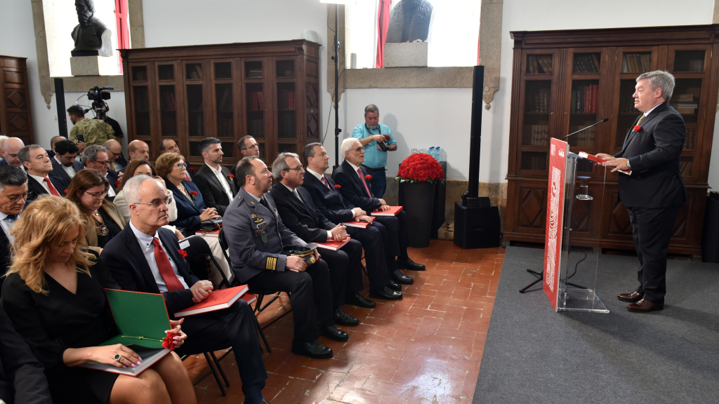 Festejos no Quartel da Serra do Pilar: "uma local com alma".