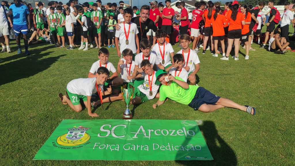 Equipa de Sub 11 do Arcozelo venceu a Taça Europa