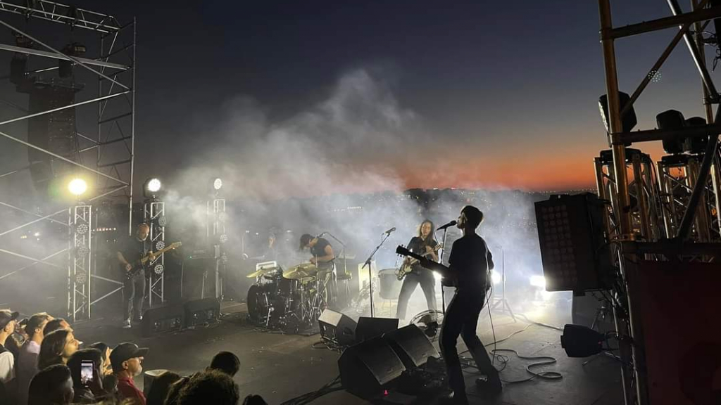 Banda Linda Martini 
