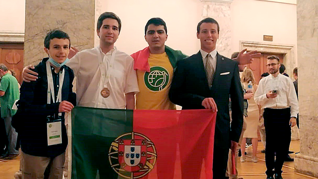 Aunos portugueses em destaque nas Olimpíadas de Biologia